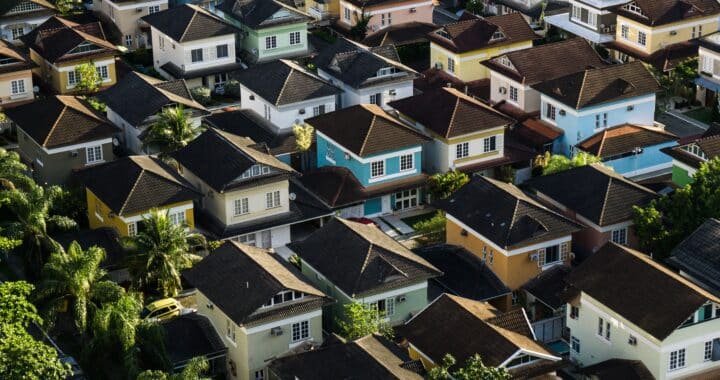 Vue aérienne d'un quartier résidentiel